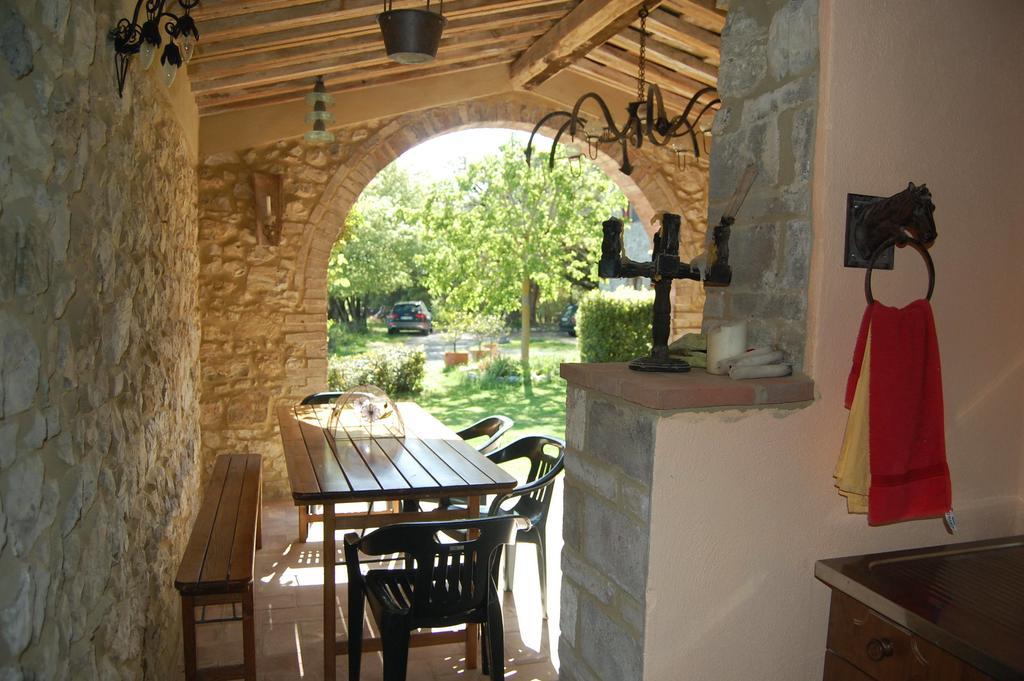 Agriturismo San Ansanino- Piscina Con Spiaggia-Aria Condizionata Pari Exterior foto